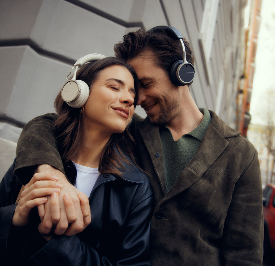 AVENTHO 100 Noise Cancellation Headphones. Brown