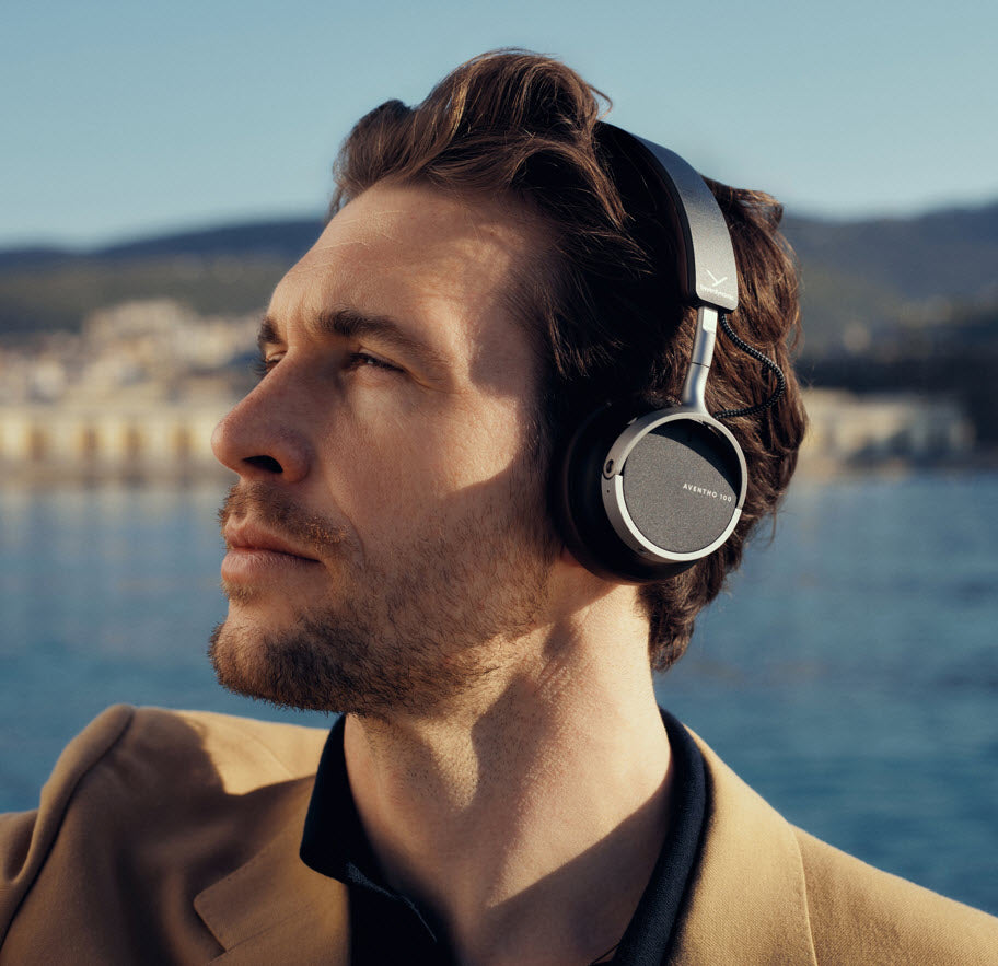 AVENTHO 100 Noise Cancellation Headphones. Black