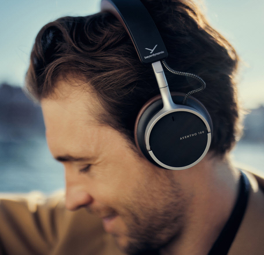 AVENTHO 100 Noise Cancellation Headphones. Brown