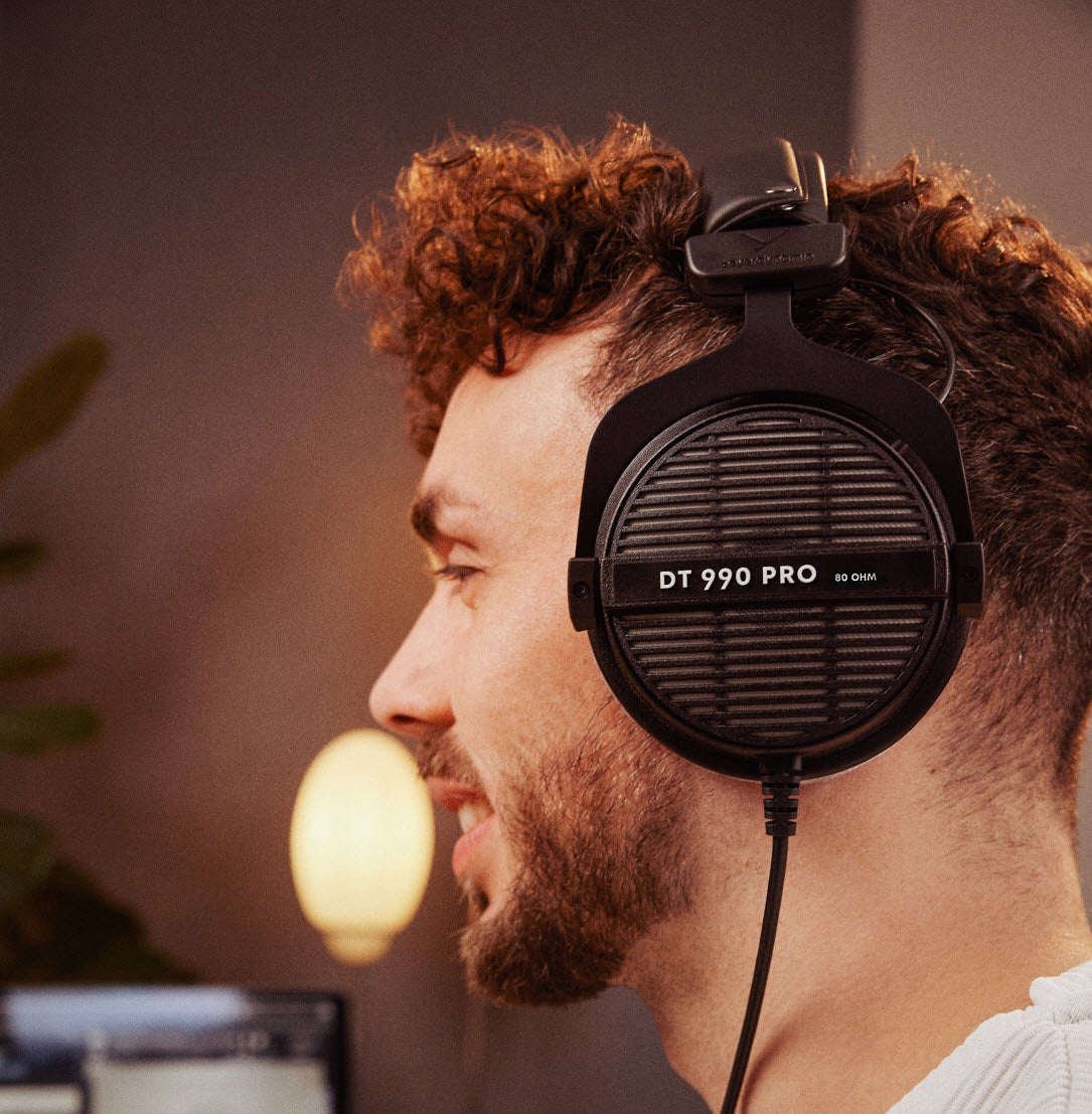 DT 990 PRO 80 Ohm Professional Monitoring Headphone