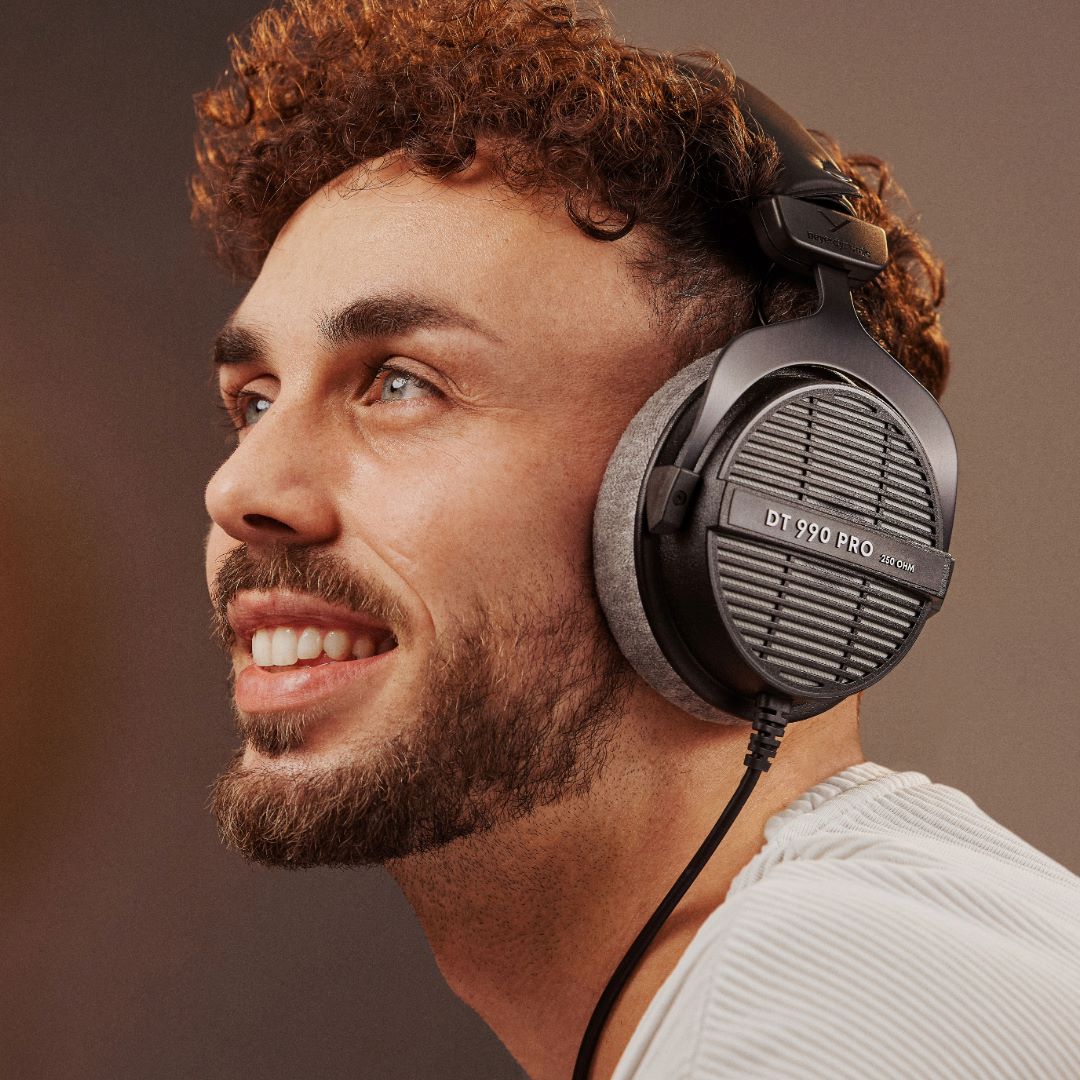 DT 990 PRO 250 Ohm Professional Monitoring Headphone