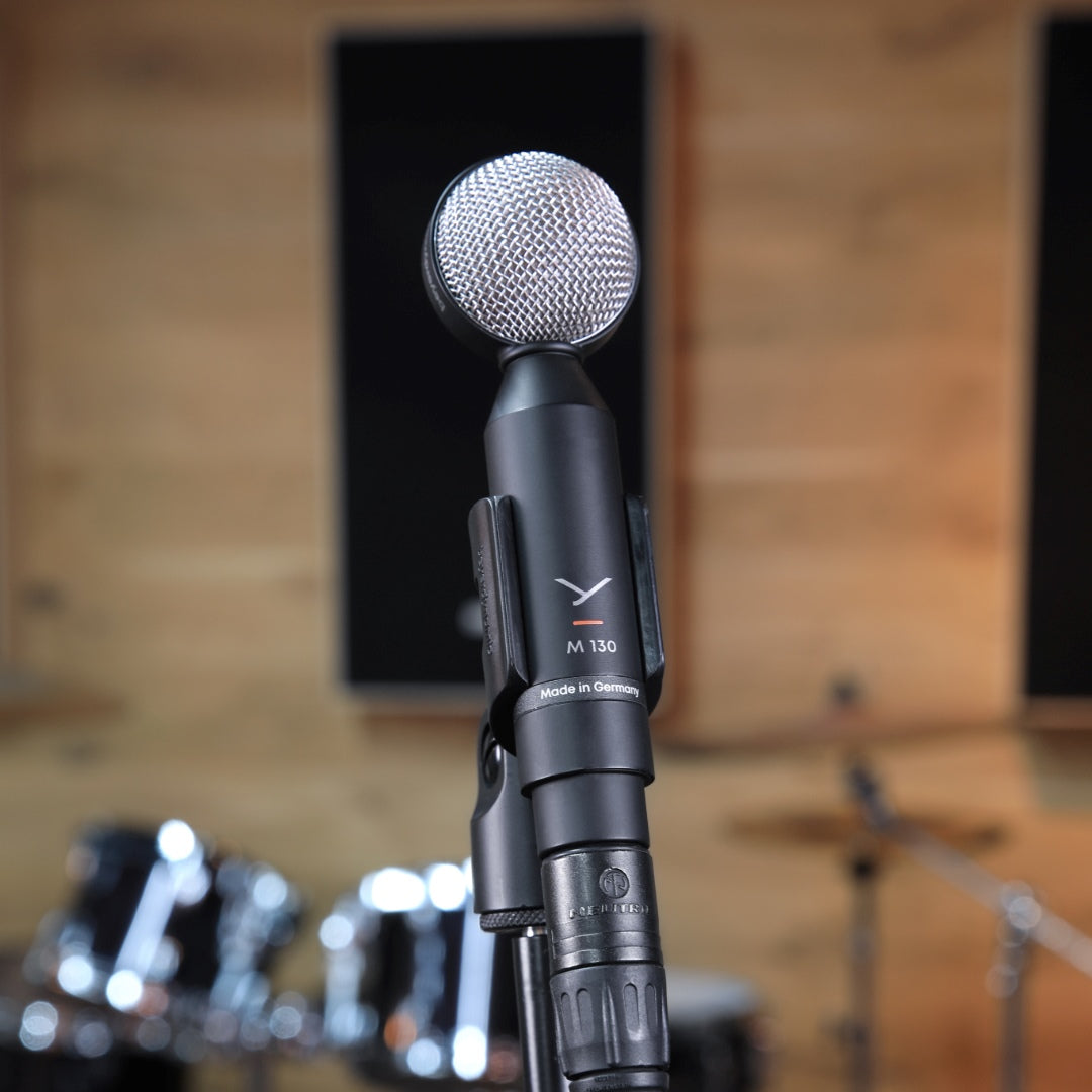 M 130 Dynamic Double-Ribbon Microphone With Figure-Of-Eight Polar Pattern