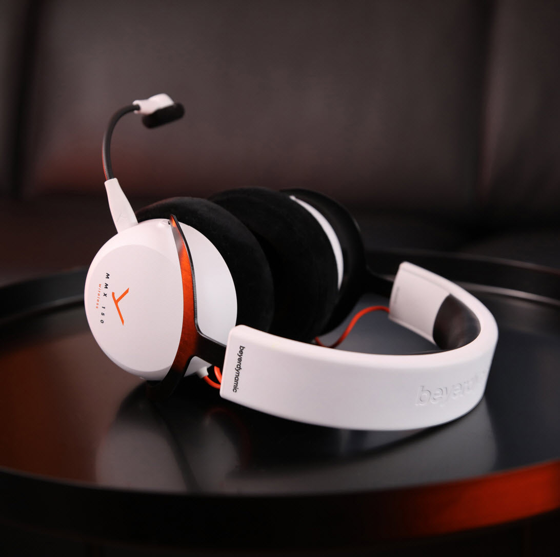 MMX 150 Wireless Multi Platform Low Latency Gaming Headset. Studio Quality Sound
