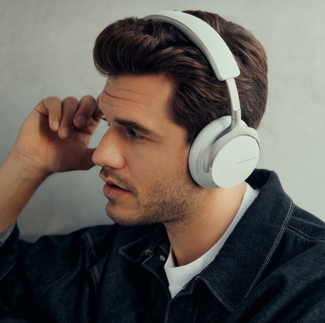 AVENTHO 200 Noise Cancellation Headphones