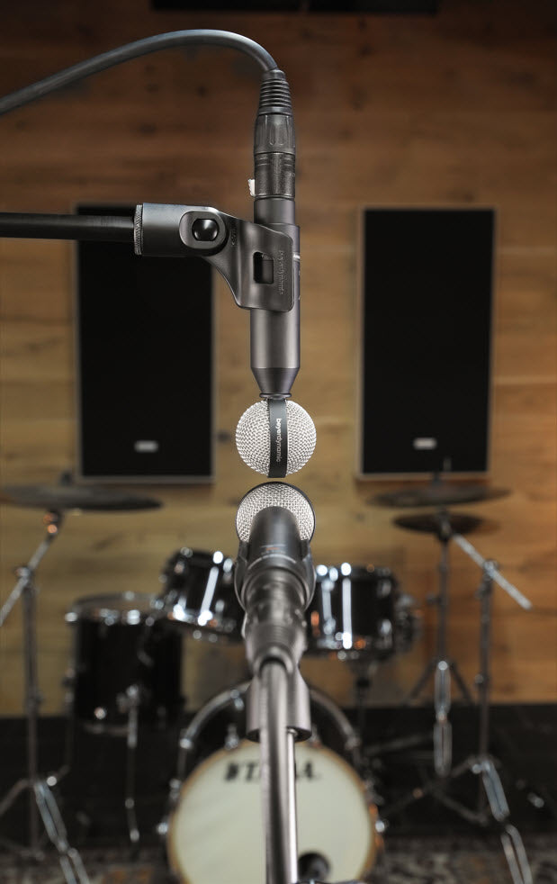 M 130 - The Legendary Double-Ribbon Microphone