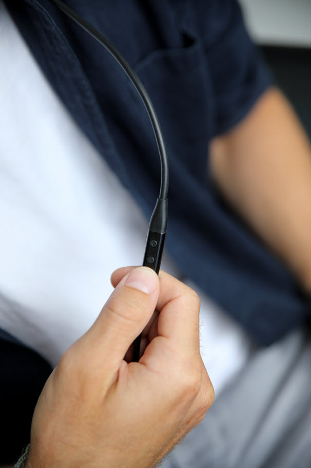 DT 900 PRO X Lightning Pack: Includes additional Lightning cable with integrated Apple A2M DAC, In-line Remote & Mic.