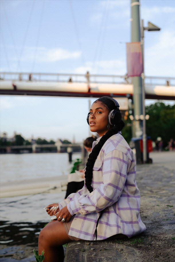DT 700 PRO X USB-C Pack: Includes additional USB-C cable with integrated ESS DAC, In-line Remote & Mic.